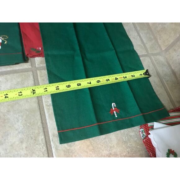 Christmas Napkin KITCHEN TOWEL Lot HANDMADE Green Red White Holiday Wreath - Picture 5 of 8